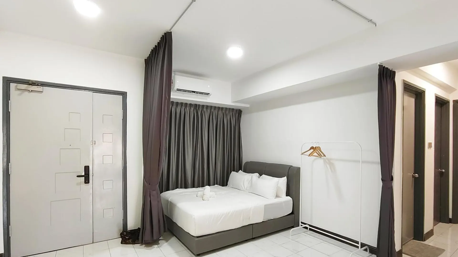 Plaza Berjaya By Manhattan Group クアラルンプール アパート